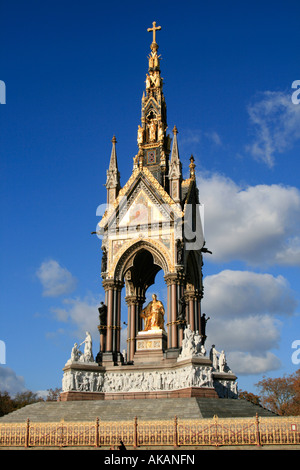 albert memorial Kensington Gardenscentral london green open space england uk gb Stock Photo