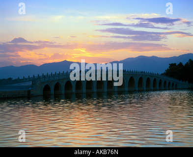 Seventeen Arch Bridge, Kunming Hu lake, Summer Palace, Beijing, China Stock Photo