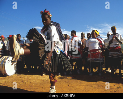 Zulu tribes women dancing in traditional clothing Shakaland Zululand ...