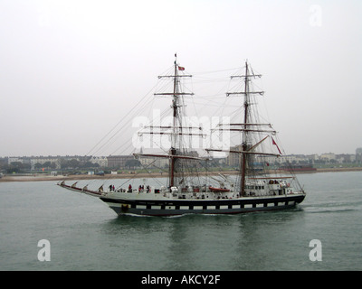 Prince William Tall Ship off Portsmouth Stock Photo