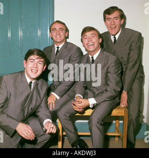 GERRY AND THE PACEMAKERS UK pop group in 1963. From left Les Chadwick, Fred Marsden, Gerry Marsden and Les Maguire Stock Photo