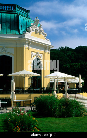 Österreich, Wien 13, Schönbrunn, Tiergarten, der ehem. kaiserliche Frühstückspavillon, heute ein Café-Restaurant Stock Photo