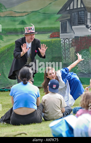 outdoor thetare production of alice in wonderland beeston cheshire uk 2005 Stock Photo