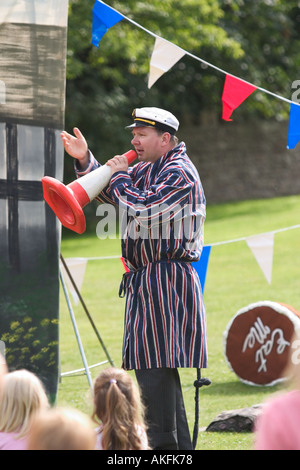 outdoor thetare production of alice in wonderland beeston cheshire uk 2005 Stock Photo