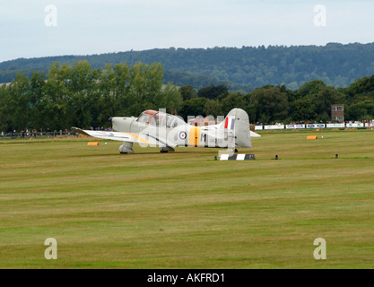 Percival Prentice Taxiing at Goodwood Airfield at 2005 Revival Meeting Stock Photo