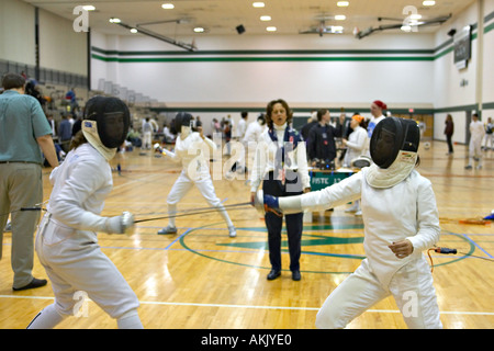 SPORTS Gurnee Illinois USFA sectional fencing competition two young women in match Stock Photo