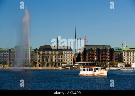 Lake Binnenalster to Jungfernstieg with guildhall and Raffles Hotel Vier Jahreszeiten Hamburg Germany Stock Photo