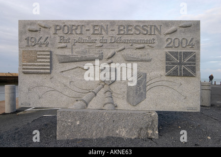 Commemorative relief marking the 60th anniversary of the allied Normandy invasion Port en Bessin, Normandy, France Stock Photo