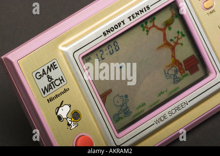 Nintendo Game Watch Snoopy Tennis Gadget Vintage Computer