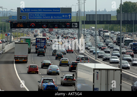 8 Lane section of the M25 near to Heathrow Airport joining the M4 motorway Stock Photo