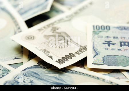 Various denominations of new Japanese yen bills, full frame Stock Photo