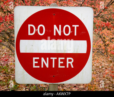 do not enter red circle warning sign on an off ramp of the interstate ...