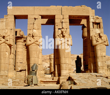 North Africa Egypt Luxor ancient egyptian temple Ramasseum temple fallen head of Rameses II Stock Photo