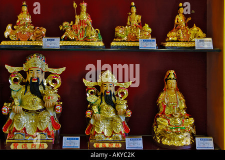 Gift shop at the statue of Samantabhadra, Mount Emei near Chengdu, China, Asia Stock Photo