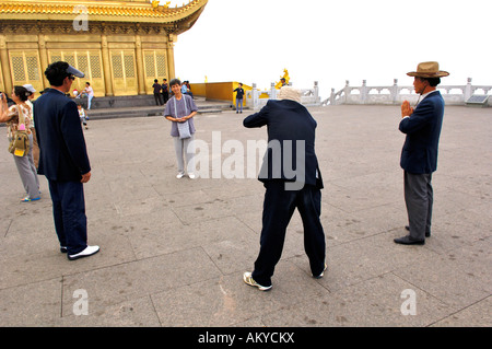 Tourists at the statue of Samantabhadra, Mount Emei near Chengdu, China, Asia Stock Photo