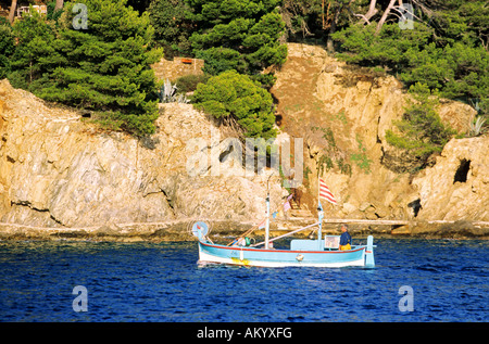 France, Var, Presqu' île de Giens, Niel harbour, fisherman Stock Photo