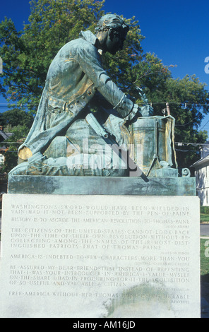 Statue of Thomas Paine writing Common Sense Morristown New Jersey Stock Photo