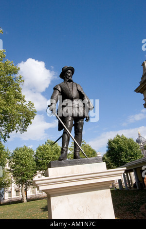 Statue of Sir Walter Raleigh in Greenwich south London England UK Stock Photo