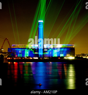 New Tate Modern Gallery opens to fantastic Laser Show across the River Thames in London on 12 May 2000 Stock Photo