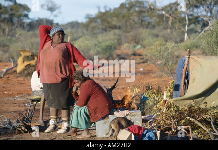 AUSTRALIA Southern Oak Valley People Australasia Ethnic Portraits Aboriginal women in Aborigine camp Stock Photo