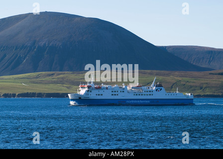 dh MV Hamnavoe HOY SOUND ORKNEY Northlink ferries ferry MV Hamnavoe entering Hoy Sound enroute sailing Stock Photo
