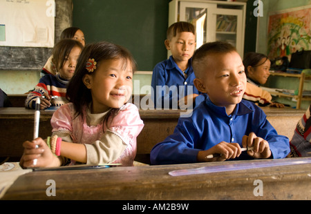 Elementary students in poor rural school near Sa Pa in hill tribe area of northern Vietnam Stock Photo