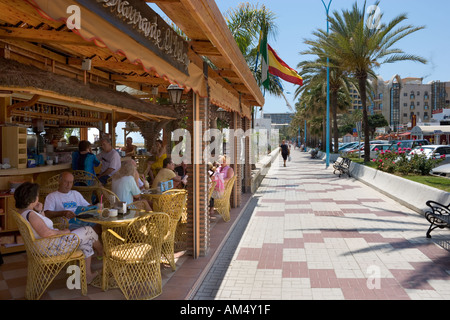 Chiringuito (local cafe) on the promenade, Playa del Bajondillo/Playa de Playamar, Torremolinos, Costa del Sol, Andalucia, Spain Stock Photo