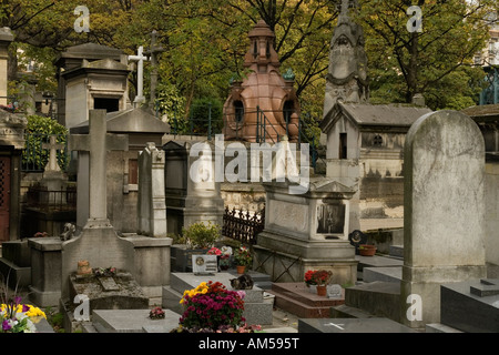 The famous Cimetière de Montmartre, Montmartre, Paris, France Stock Photo