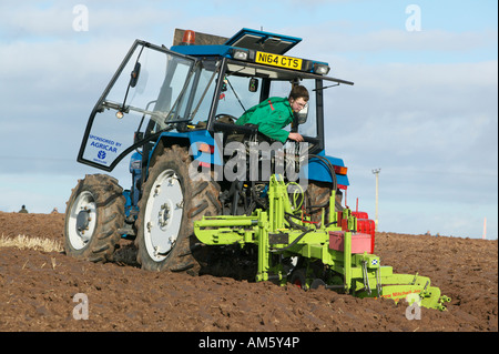 Andrew Mitchell Jnr ploughing. 2007 Scottish Ploughing Championships held at Pusk Farm Balmullo St Andrews Fife Scotland UK Stock Photo