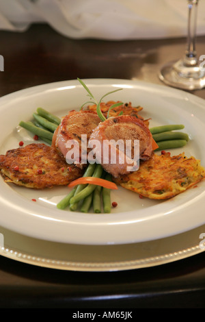 Bacon-wrapped fillet of beef Stock Photo