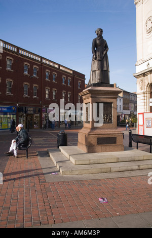 Statue of Sister Dora in Walsall Town Centre, West Midlands, UK Stock ...