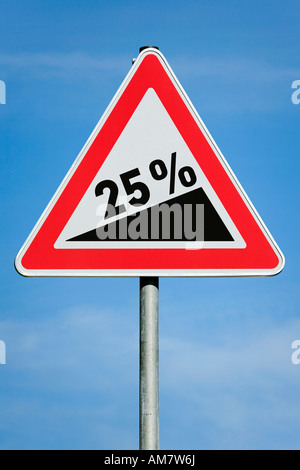 25 % profit tax dividend gain increase gradient - symbolic picture - series Stock Photo