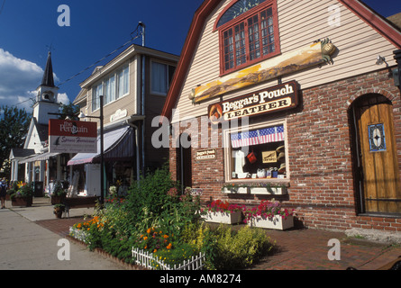 North Conway New Hampshire downtown Main Street with stores and 5 Stock ...