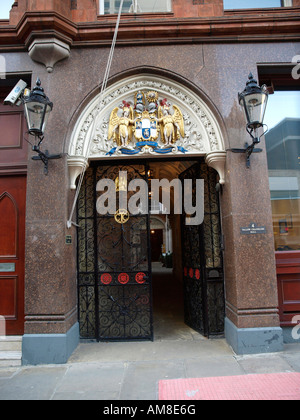 The entrance to Tallow Chandlers Hall, Dowgate Hill, London, EC4R 2SH Stock Photo