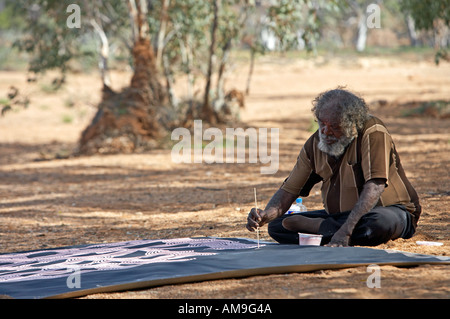 Aboriginal artist Ronnie Alice Springs Australia Stock Photo