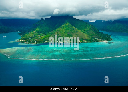 French Polynesia, Cook's and Opunohu Bays in Moorea Stock Photo