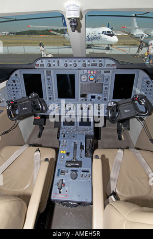 Beechcraft Premier 1A Cockpit Farnborough Air Show 2006 Stock Photo