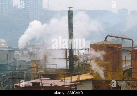 Türkei, Istanbul, Fabrik in Gecekondu Stock Photo