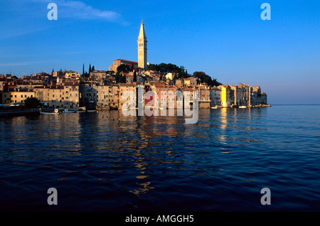 Kroatien, Istrien, Rovinj, Altstadt von Westen Stock Photo