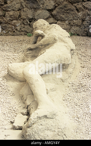 Victim of 79AD Vesuvius eruption, Pompeii archaeological site, Pompeii, near Naples, Campania, Italy Stock Photo