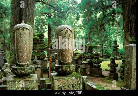 Japan, Kansai, Nara, Berg Koya (Koya-san), Gräberstadt Stock Photo