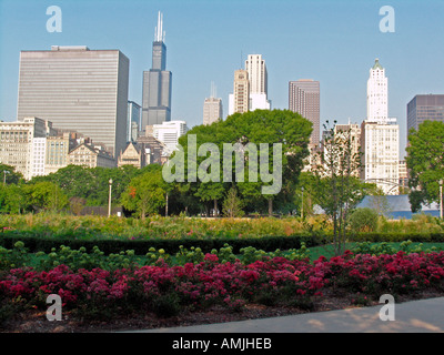 Millennium Park with Chicago skyline behind Illinois USA Stock Photo