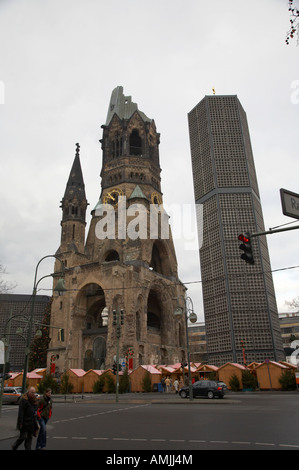 Kaiser Wilhelm Gedächtniskirche memorial church new bell tower and christmas market Berlin Germany Stock Photo