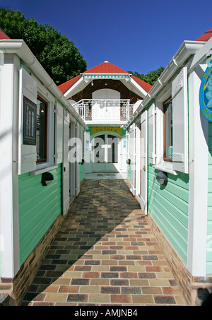 Boutiques stores small mall Gustavia St Barts Stock Photo - Alamy