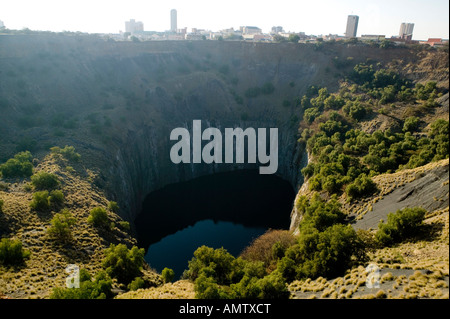 the Kimberley mine, diamons, gem, Africa, Afric, Sudafrica, Sudafric, geology, manufacture, big, hole, Stock Photo