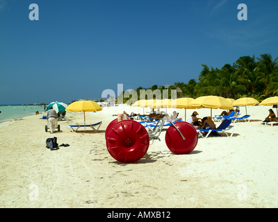 Isla Mujeres, Sunbathers On Beach Stock Photo