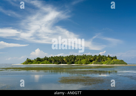 Maldives Addu Atoll Feydhoo west coast Dhiguhura island Stock Photo