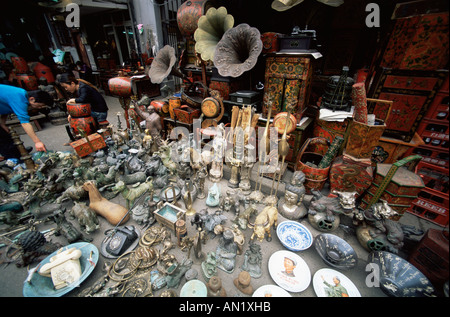 China, Shanghai, Dongtai Road Antique Market, Antique Store Stock Photo