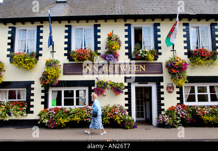 Floral display outside the Inn Between pub in Usk, the town annually competes in both Wales and Britain in Bloom competitions Stock Photo