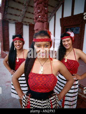 Maori Girls Dressed in Maori Costume / Traditional Costume, Rotorua ...